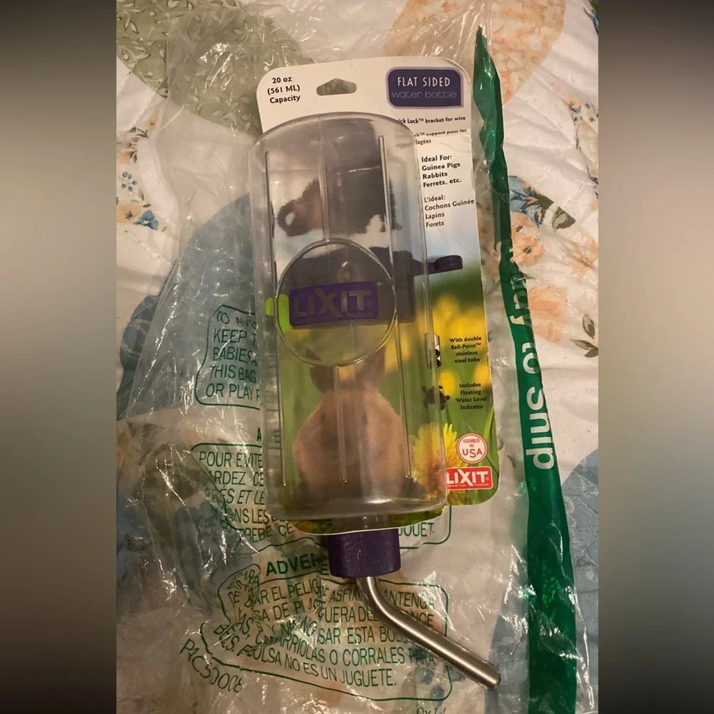 Cage bottle